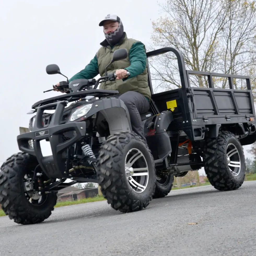 Quad towarowy ACCU - HECHT FARMIS