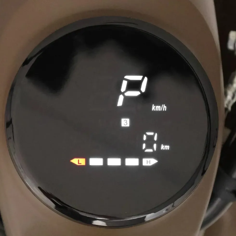 Skuter inwalidzki elektryczny - HECHT ELEGANTE WHITE