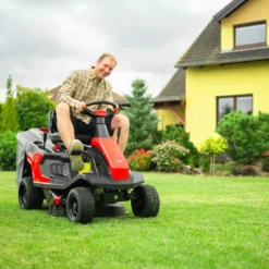 Traktor ogrodowy - HECHT 5167
